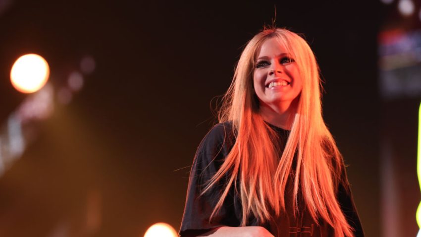Avril Lavigne Gettyimages 2152572812
