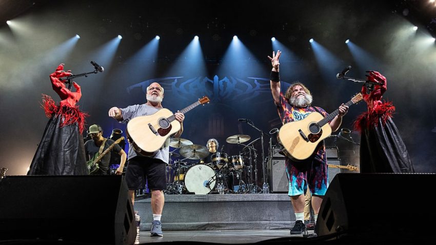 Tenacious D Jack Black Kyle Gass Gettyimages 1664790844