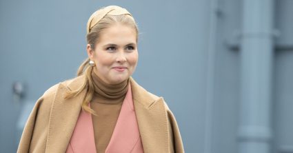 Prinses Amalia Doop Eerste Soloklus Royalty Online