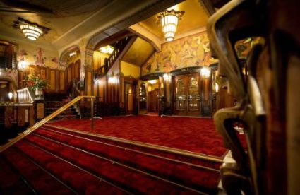 Reportage 100 Jaar Oude Amsterdamse Bioscoop Tuschinski